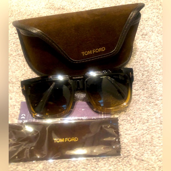Tom Ford sunglasses - Picture 1 of 6